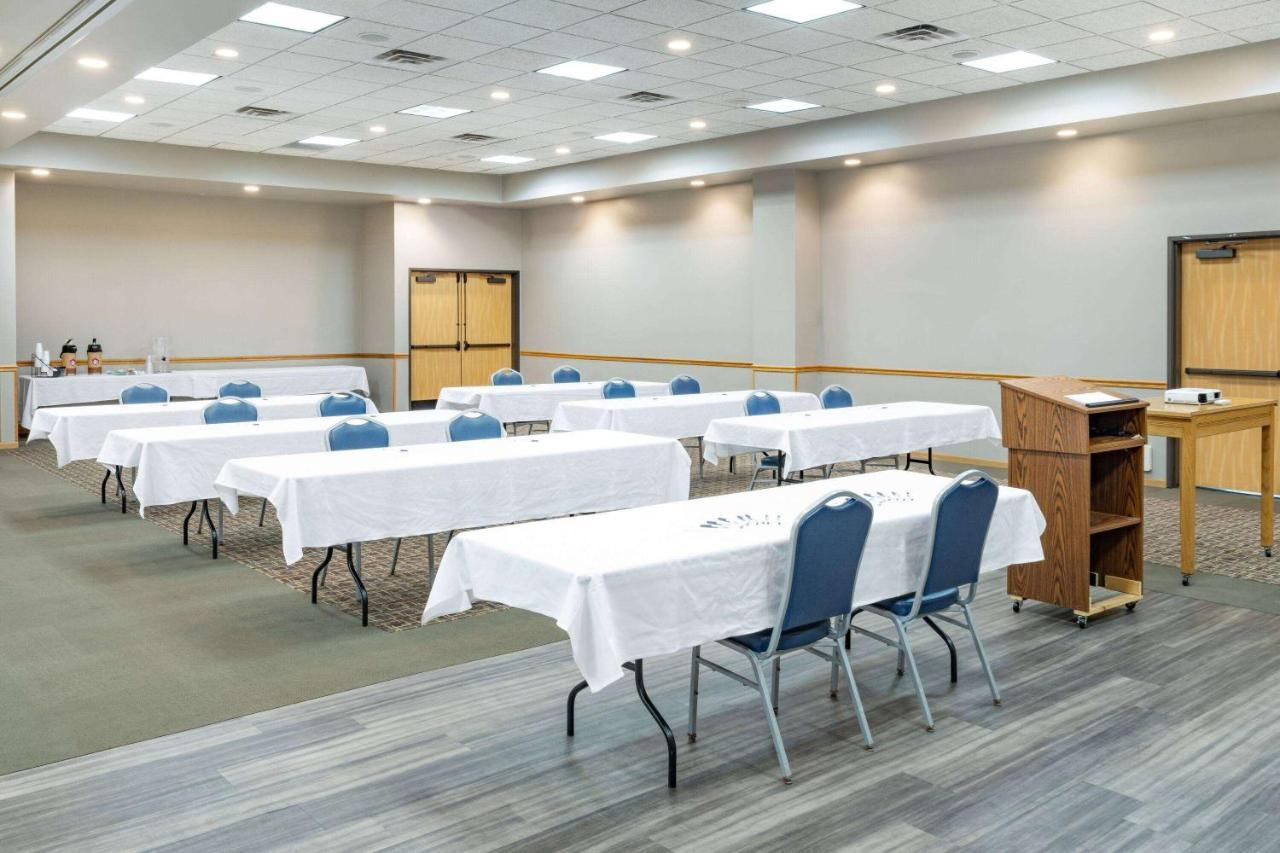 Americinn By Wyndham Aberdeen Event Center Extérieur photo